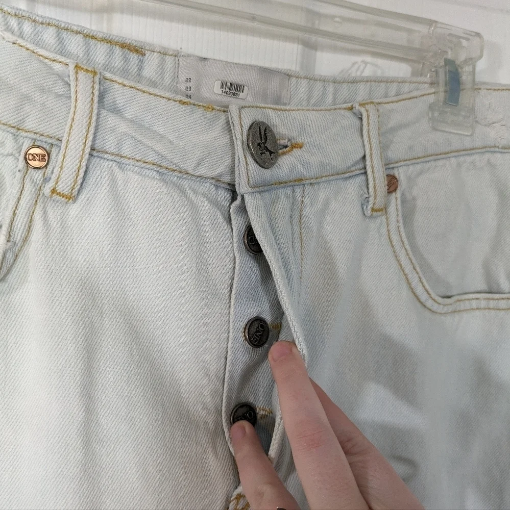 One Teaspoon Brando 2020 Button‎ Fly Lightly Distressed Light Denim Mini Skirt